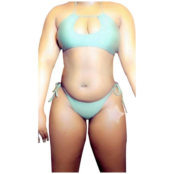 Two piece bathing suit - Picture 2 of 2